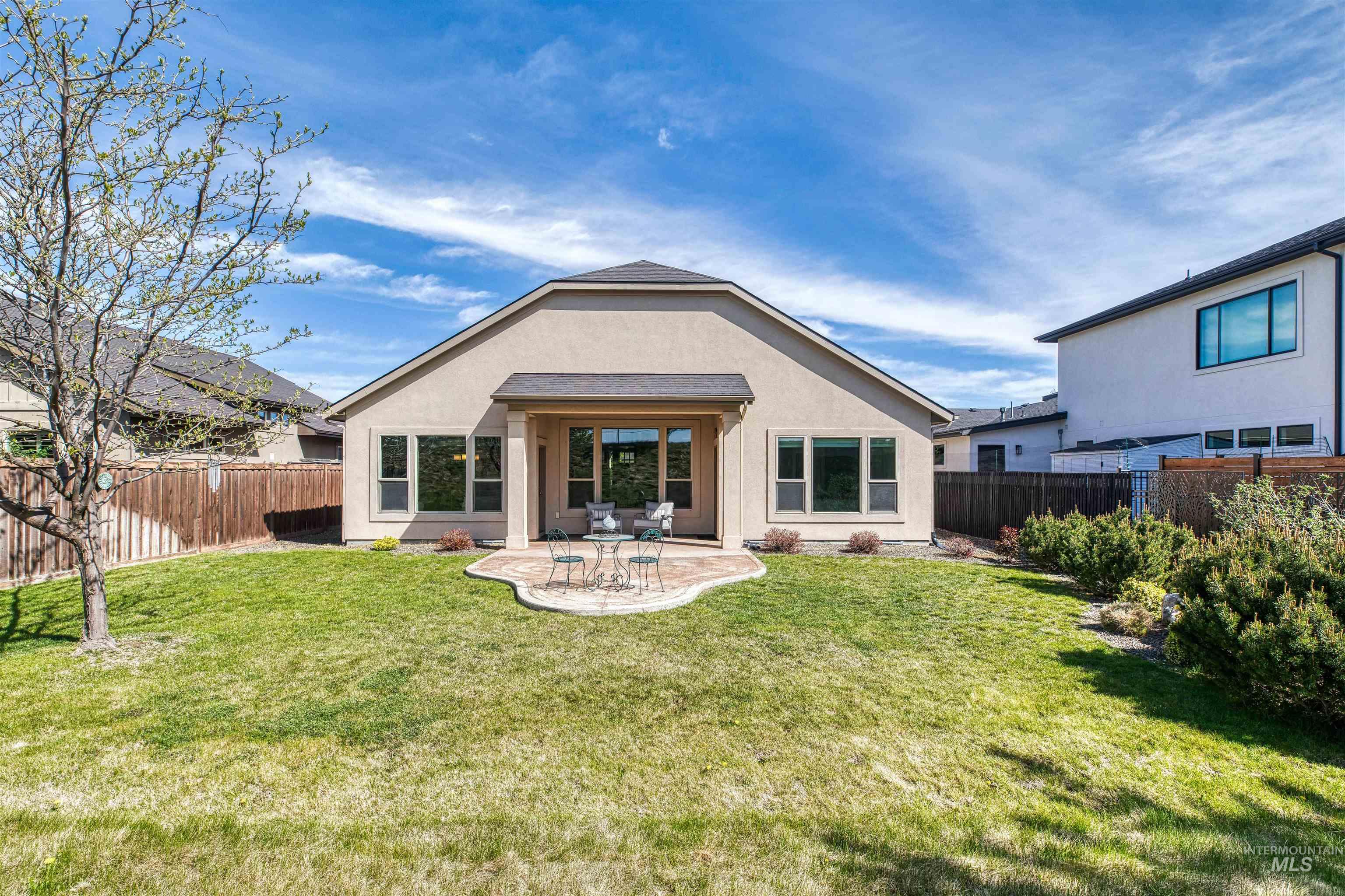 3899 W Caragana Ct., Meridian, Idaho 83646, 3 Bedrooms, 2 Bathrooms, Residential For Sale, Price $569,900, 98944225