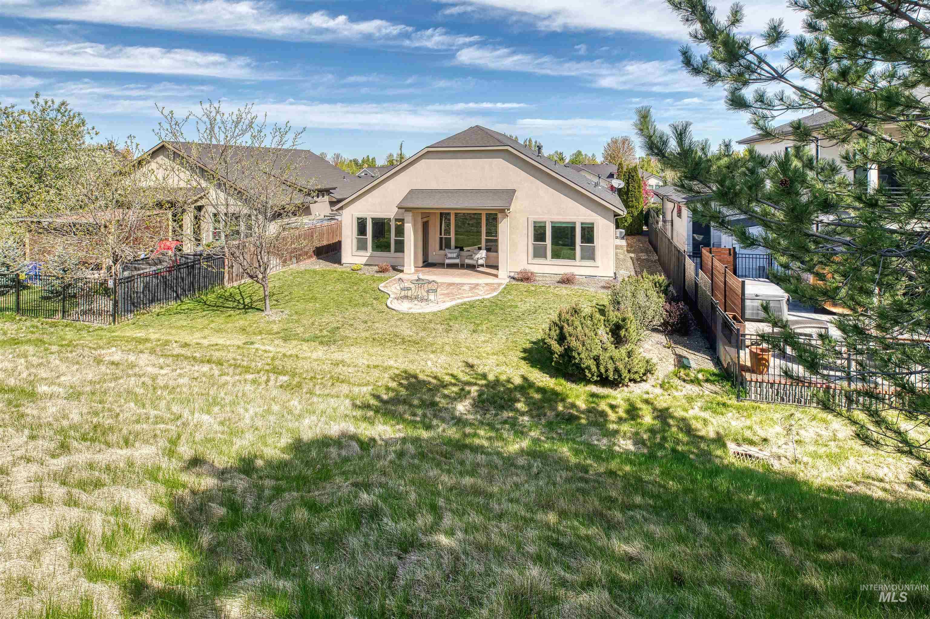 3899 W Caragana Ct., Meridian, Idaho 83646, 3 Bedrooms, 2 Bathrooms, Residential For Sale, Price $569,900, 98944225