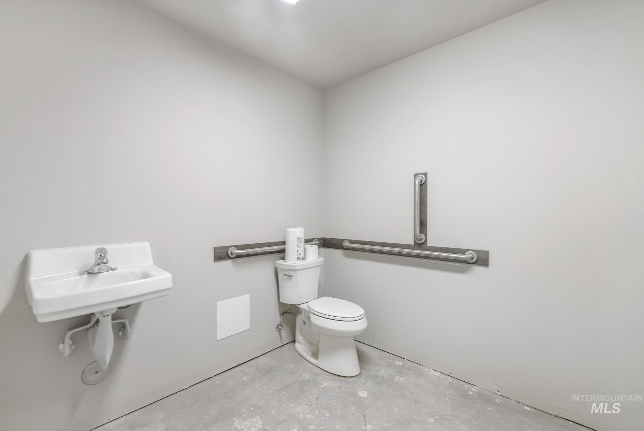 365 Valley Street, Twin Falls, Idaho 83301, Business/Commercial For Sale, Price $98,000,MLS 98944247