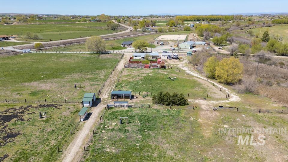 6110 Hwy 52, New Plymouth, Idaho 83655, 3 Bedrooms, 1.5 Bathrooms, Residential For Sale, Price $785,000, 98944446