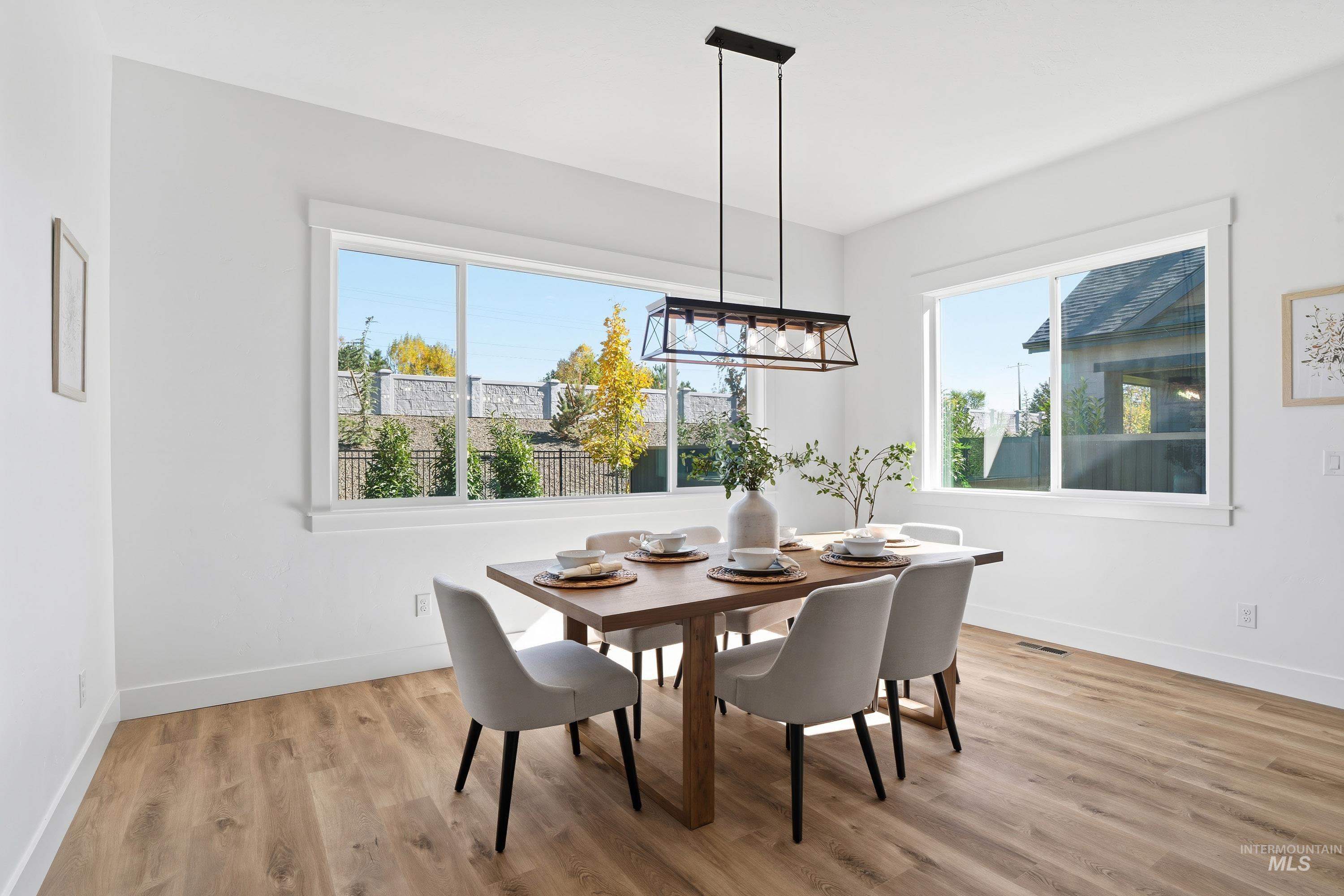 2134 N Annadale Ave, Eagle, Idaho 83616, 3 Bedrooms, 2.5 Bathrooms, Residential For Sale, Price $999,999,MLS 98944552