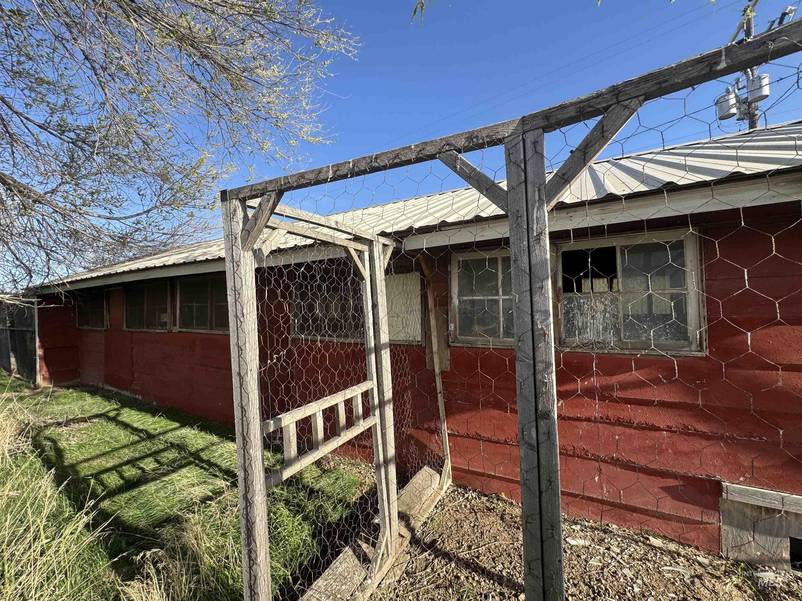 4781 Old HWY 30, Mountain Home, Idaho 83647, 3 Bedrooms, 1 Bathroom, Residential For Sale, Price $345,000,MLS 98944587