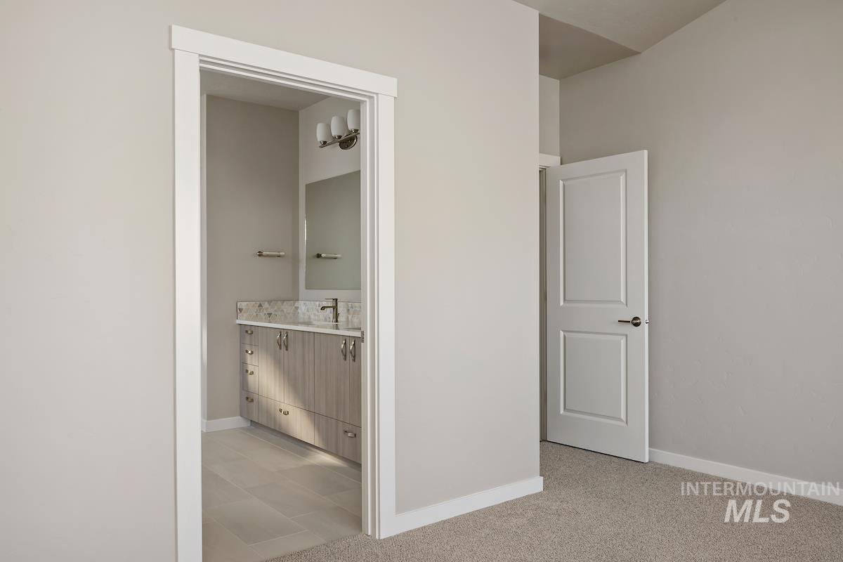 10270 Stony Oak Court, Nampa, Idaho 83687, 3 Bedrooms, 2 Bathrooms, Residential For Sale, Price $524,900, 98944806