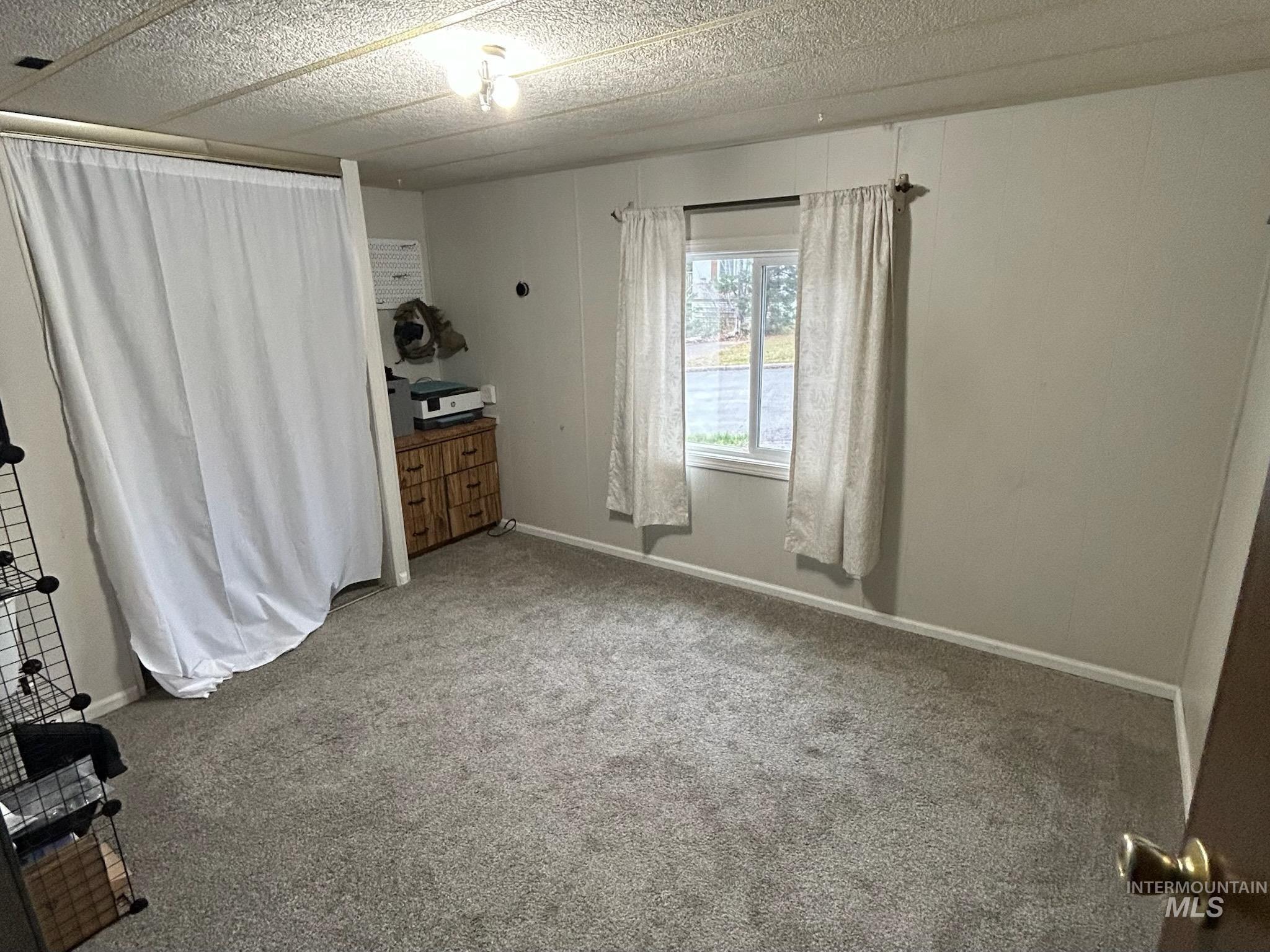 609 N Almon, Moscow, Idaho 83843, 2 Bedrooms, 2 Bathrooms, Residential For Sale, Price $60,000, 98944831