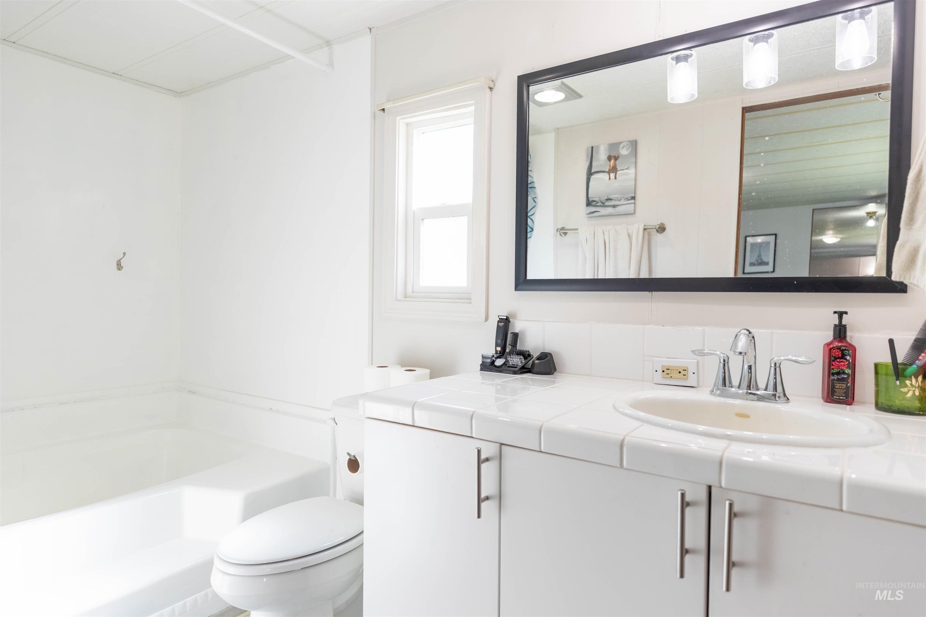 609 N Almon, Moscow, Idaho 83843, 2 Bedrooms, 2 Bathrooms, Residential For Sale, Price $60,000, 98944831