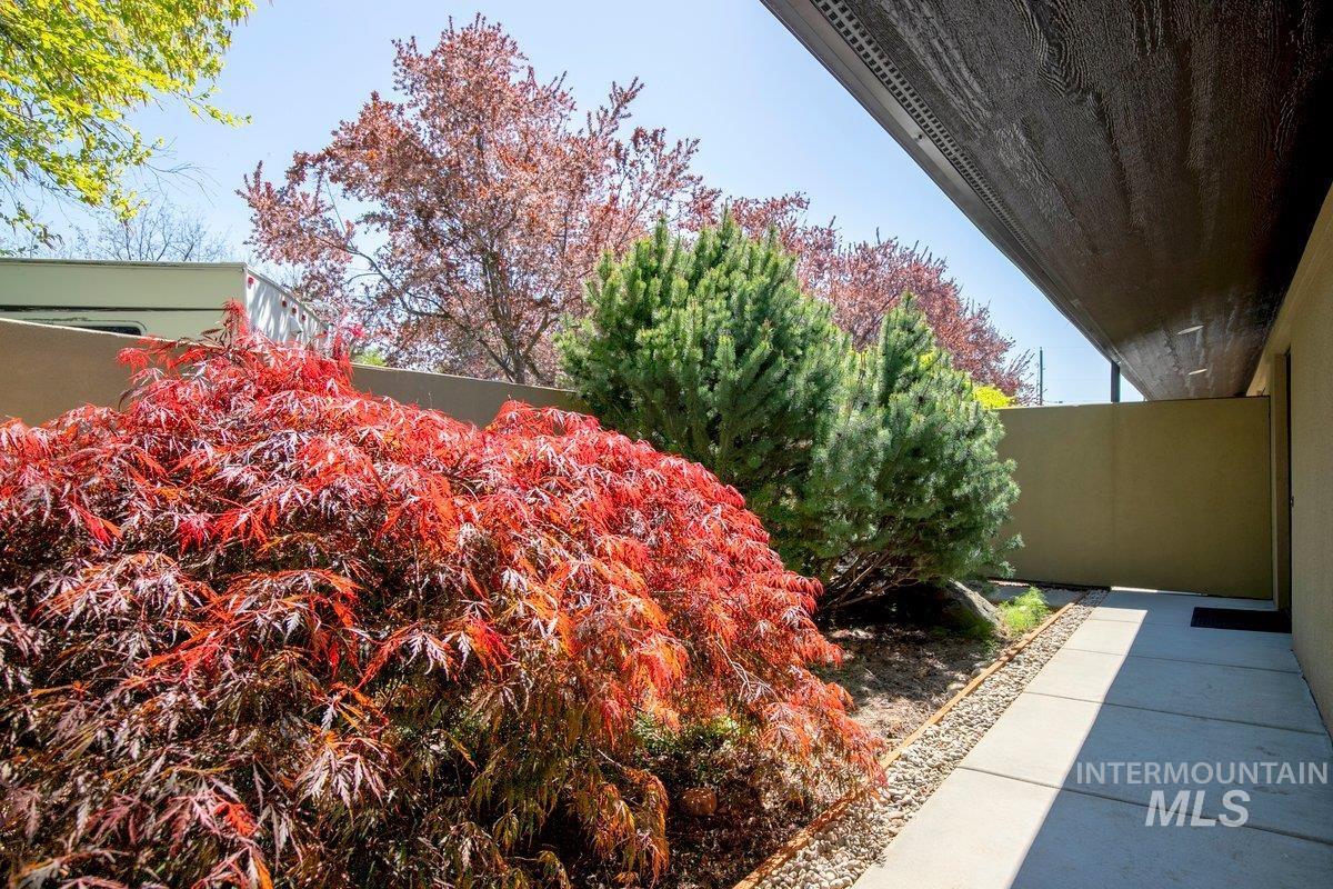 101 / 103 Minot Street, Middleton, Idaho 83644, 2 Bedrooms, 1 Bathroom, Residential Income For Sale, Price $1,097,000,MLS 98944905