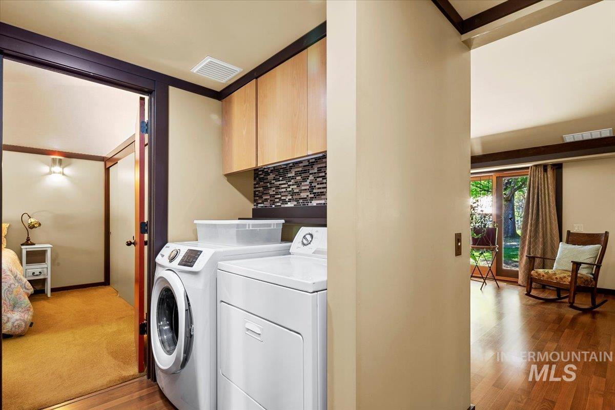 101 / 103 Minot Street, Middleton, Idaho 83644, 2 Bedrooms, 1 Bathroom, Residential Income For Sale, Price $1,097,000,MLS 98944905