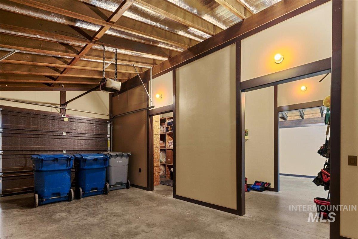 101 / 103 Minot Street, Middleton, Idaho 83644, 2 Bedrooms, 1 Bathroom, Residential Income For Sale, Price $1,097,000,MLS 98944905