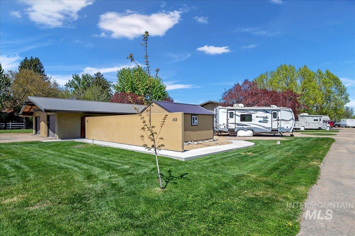 101 / 103 Minot Street, Middleton, Idaho 83644, 2 Bedrooms, 1 Bathroom, Residential Income For Sale, Price $1,097,000,MLS 98944905