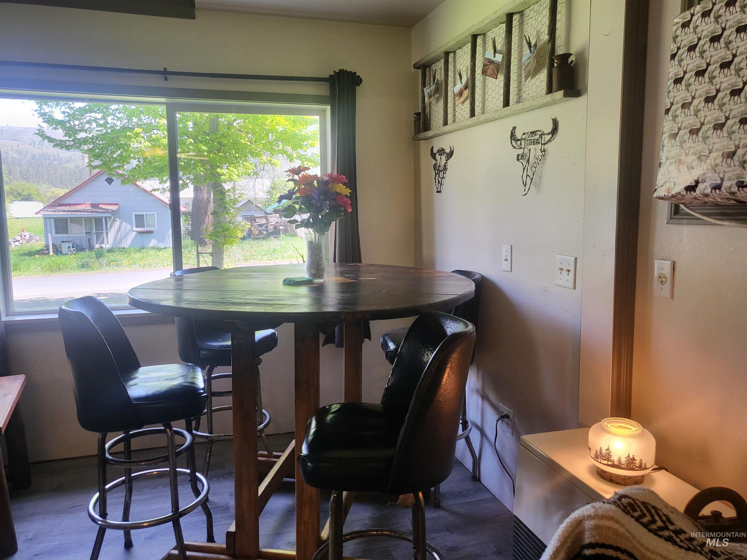 202 Hill St, Kamiah, Idaho 83856, 2 Bedrooms, 1 Bathroom, Residential For Sale, Price $165,000, 98944921