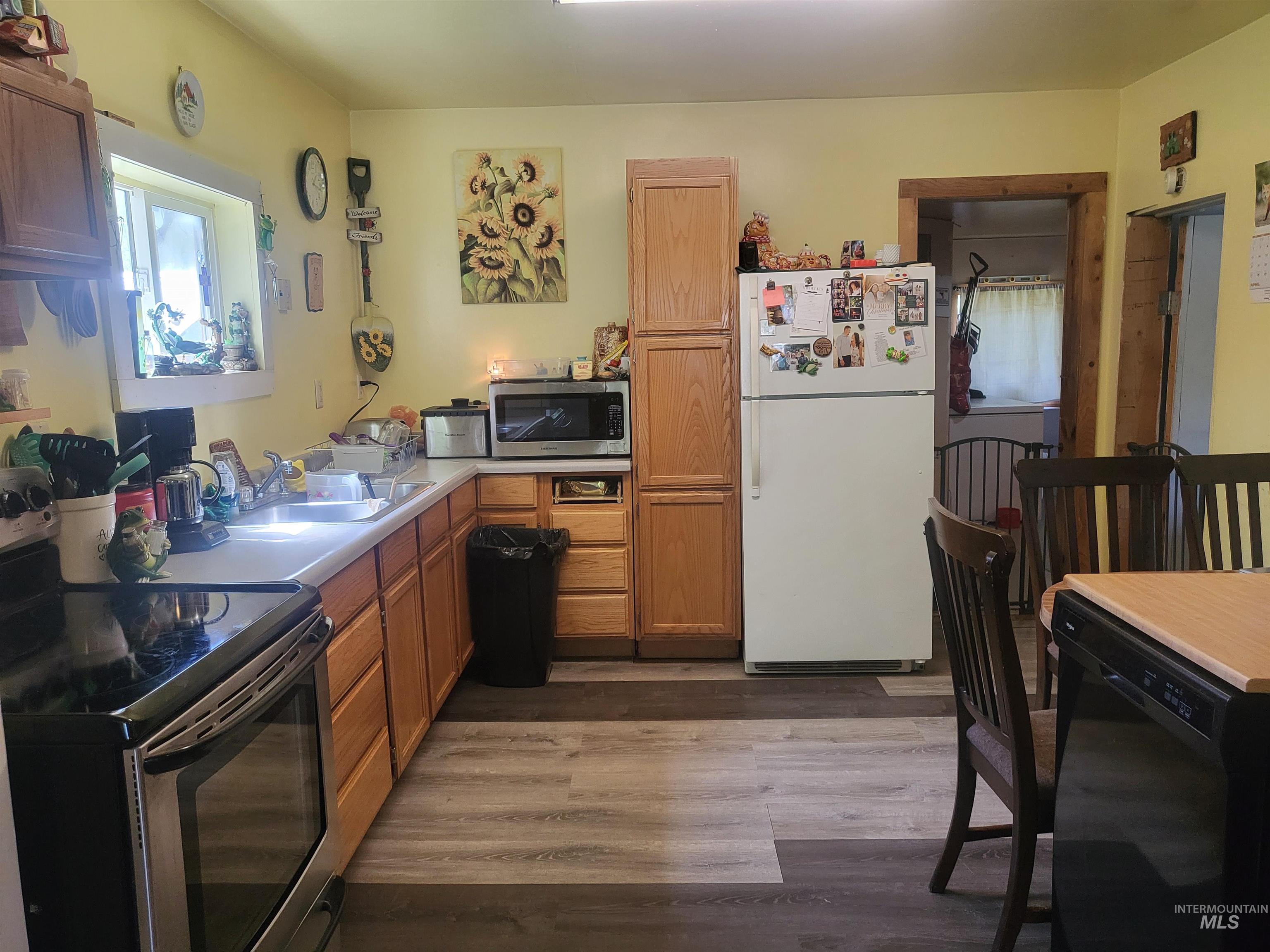 202 Hill St, Kamiah, Idaho 83856, 2 Bedrooms, 1 Bathroom, Residential For Sale, Price $165,000, 98944921