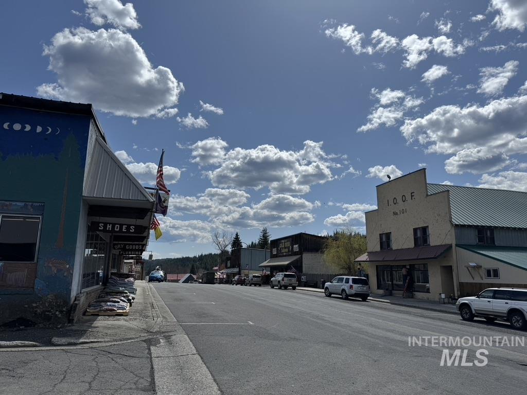 121 court st, Pierce, Idaho 83546, 2 Bedrooms, 1 Bathroom, Residential For Sale, Price $99,000,MLS 98944968