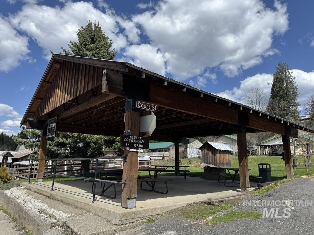 121 court st, Pierce, Idaho 83546, 2 Bedrooms, 1 Bathroom, Residential For Sale, Price $99,000,MLS 98944968