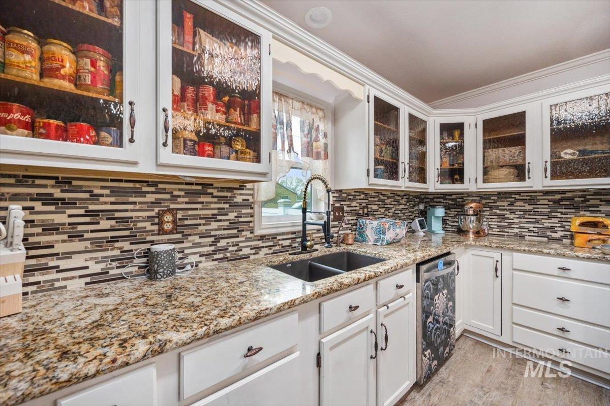 1021 I St, Rupert, Idaho 83350, 4 Bedrooms, 4 Bathrooms, Residential For Sale, Price $418,500, 98944977