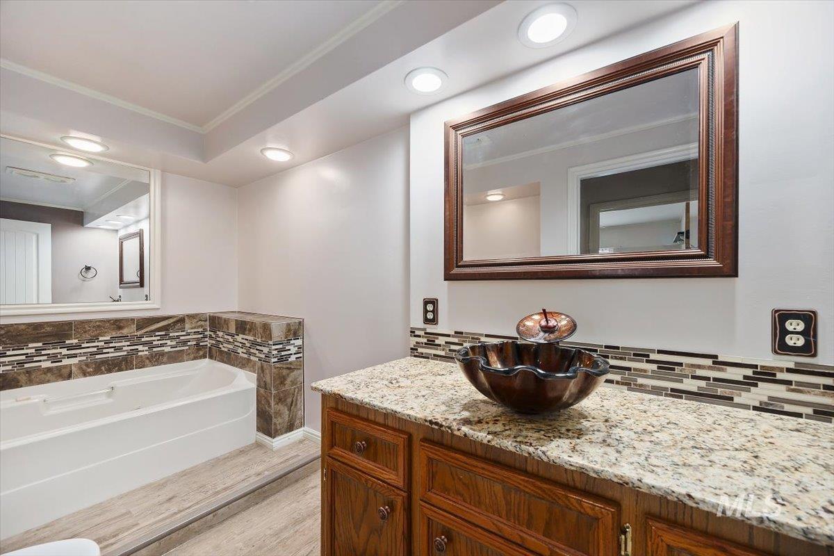 1021 I St, Rupert, Idaho 83350, 4 Bedrooms, 4 Bathrooms, Residential For Sale, Price $418,500, 98944977