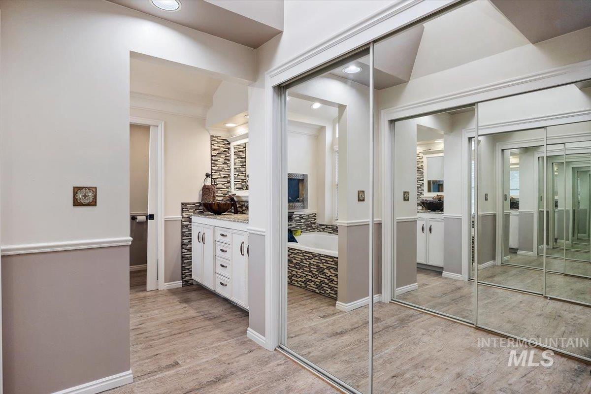 1021 I St, Rupert, Idaho 83350, 4 Bedrooms, 4 Bathrooms, Residential For Sale, Price $418,500, 98944977