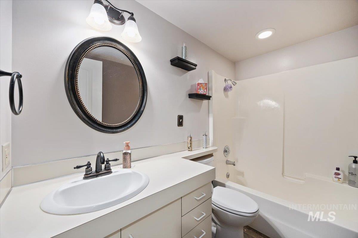 1021 I St, Rupert, Idaho 83350, 4 Bedrooms, 4 Bathrooms, Residential For Sale, Price $418,500, 98944977