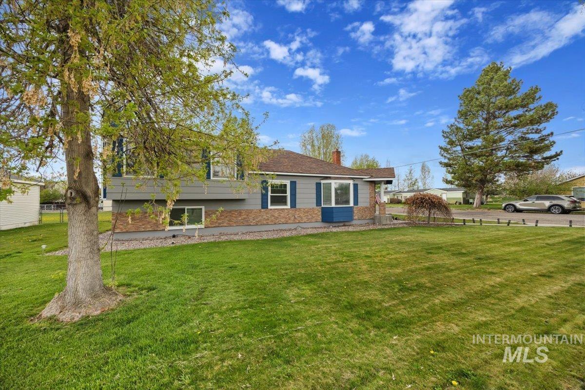 1021 I St, Rupert, Idaho 83350, 4 Bedrooms, 4 Bathrooms, Residential For Sale, Price $418,500, 98944977