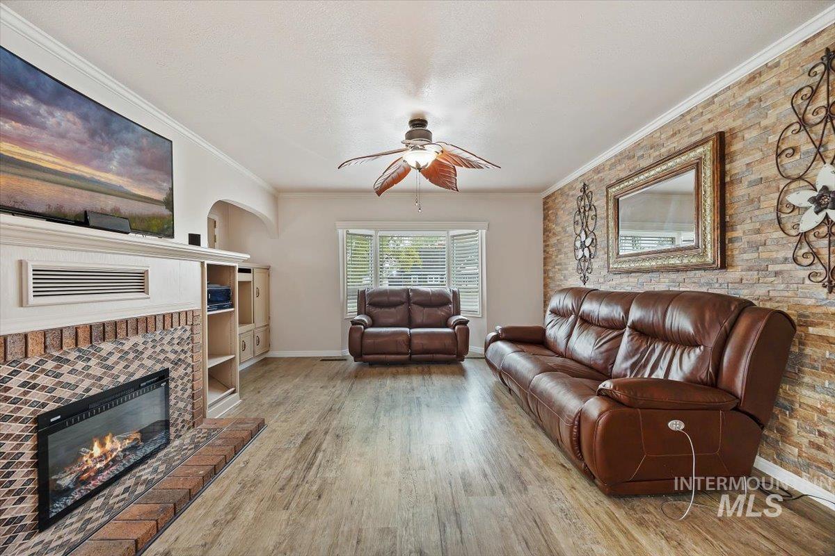 1021 I St, Rupert, Idaho 83350, 4 Bedrooms, 4 Bathrooms, Residential For Sale, Price $418,500, 98944977