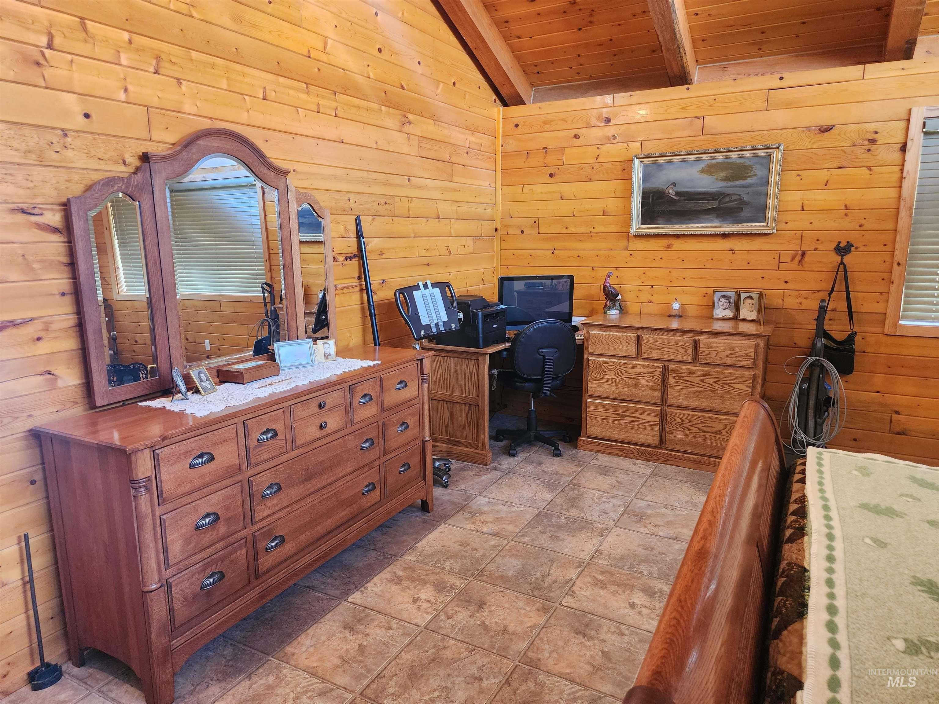 1073 Doumecq Road, White Bird, Idaho 83554, 3 Bedrooms, 2.5 Bathrooms, Residential For Sale, Price $649,000, 98945157