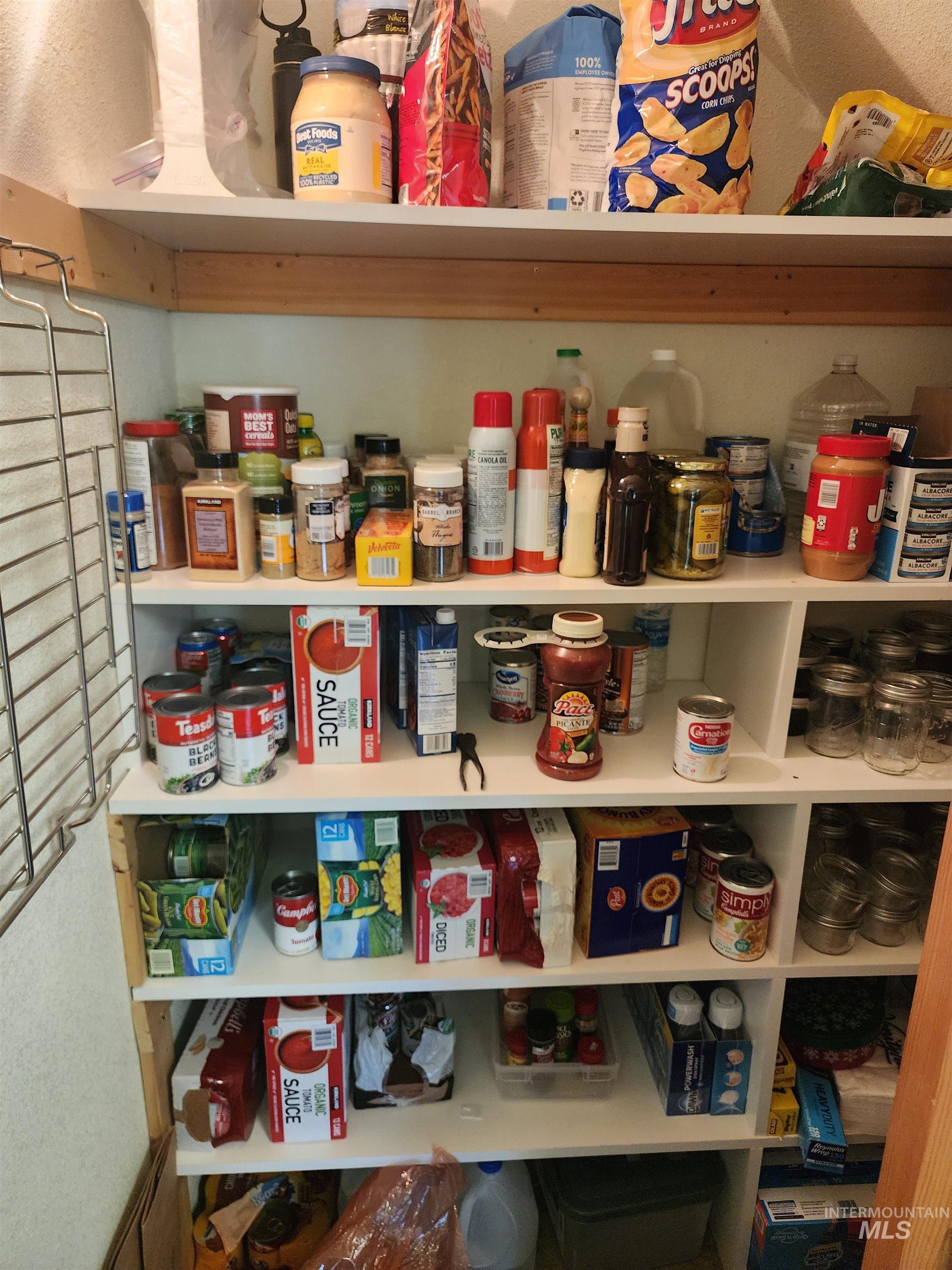 1073 Doumecq Road, White Bird, Idaho 83554, 3 Bedrooms, 2.5 Bathrooms, Residential For Sale, Price $649,000, 98945157