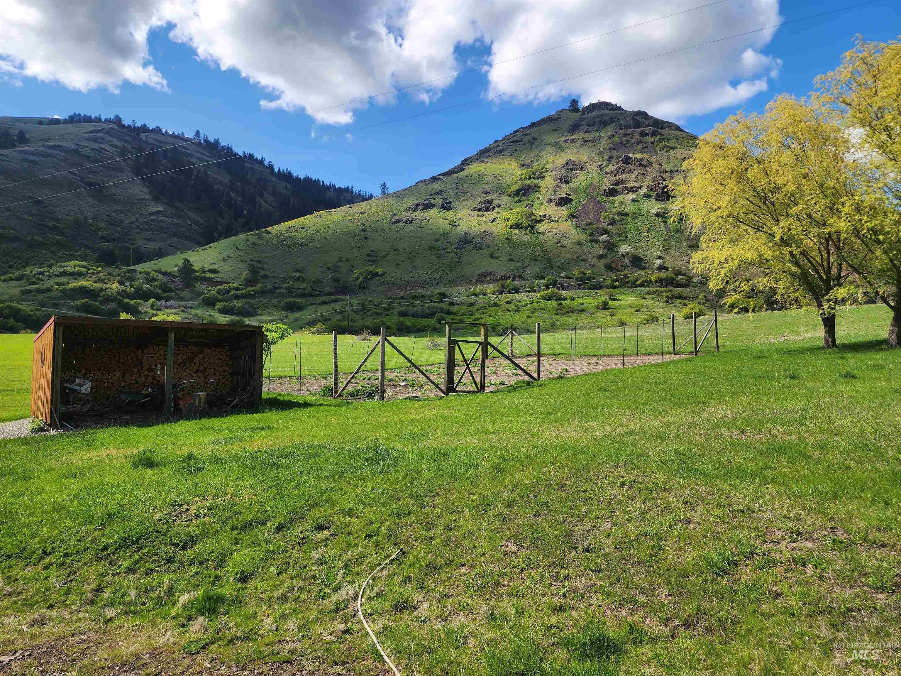 1073 Doumecq Road, White Bird, Idaho 83554, 3 Bedrooms, 2.5 Bathrooms, Residential For Sale, Price $649,000, 98945157