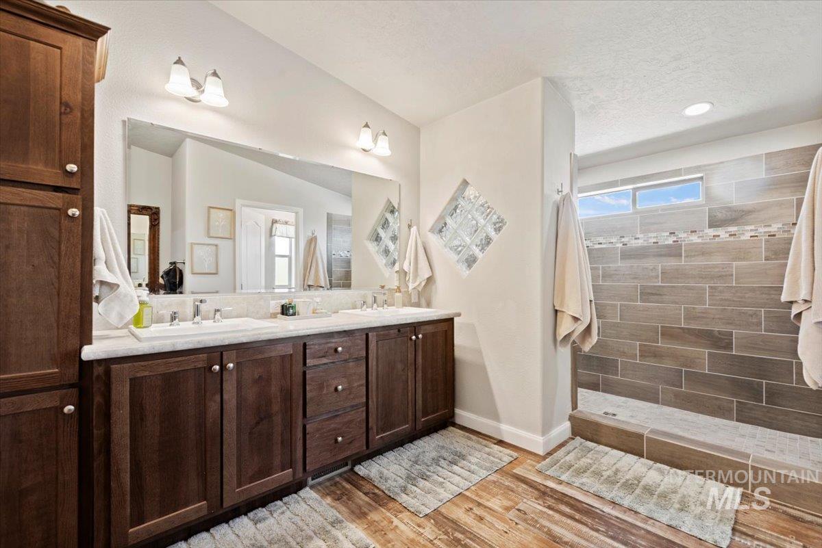 14000 E Double Tapp, Boise, Idaho 83716, 4 Bedrooms, 2 Bathrooms, Residential For Sale, Price $2,950,000, 98945177