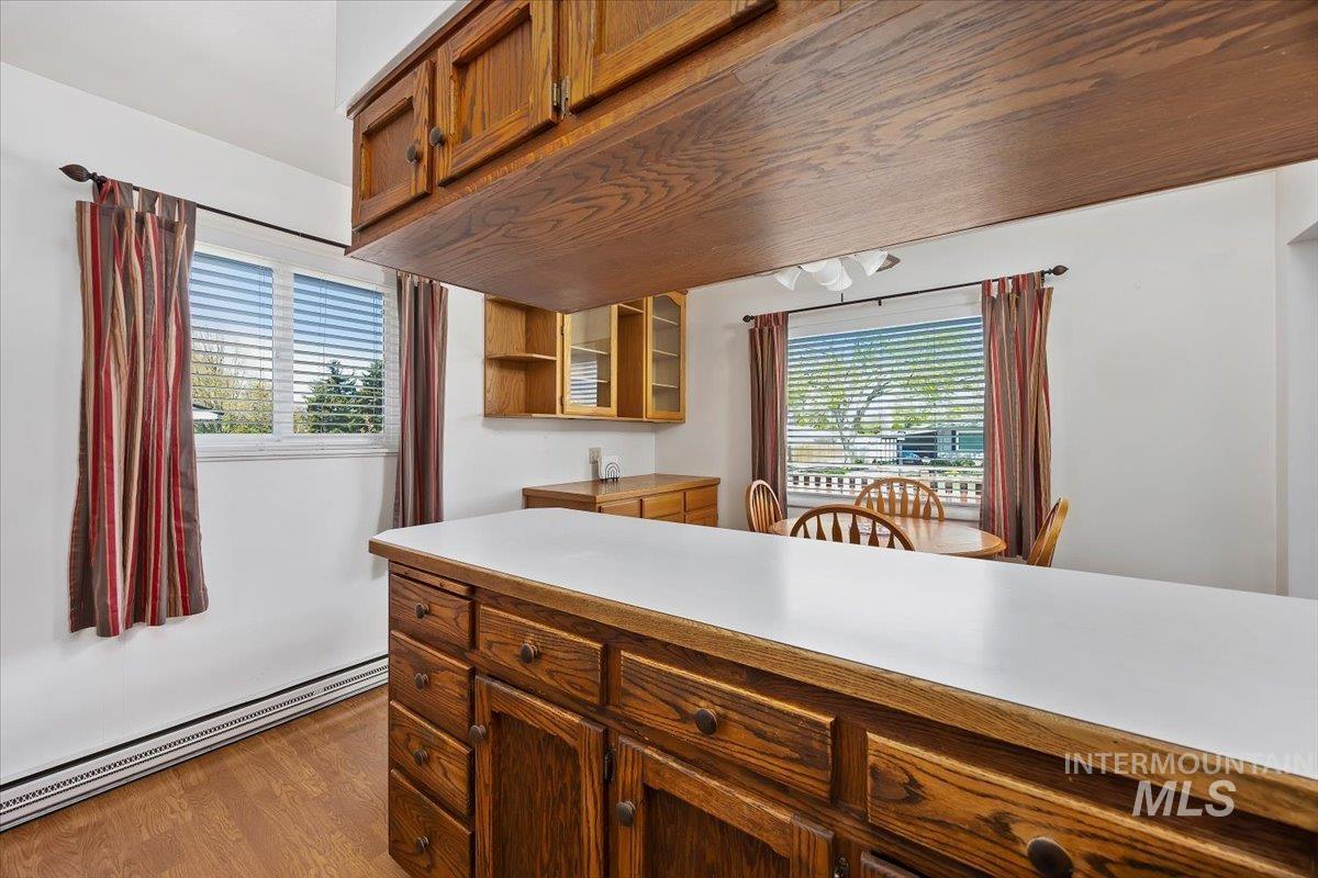 371 DuBois, Twin Falls, Idaho 83301, 5 Bedrooms, 1 Bathroom, Residential For Sale, Price $334,000, 98945252