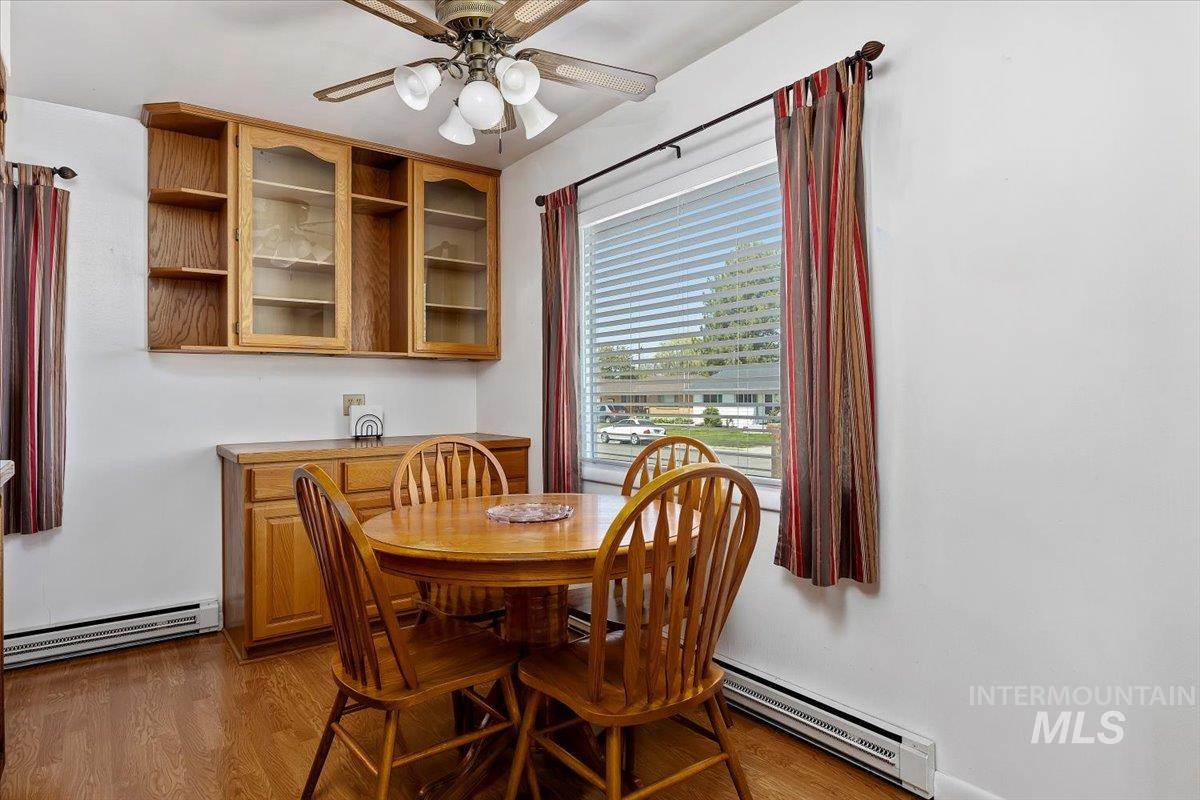 371 DuBois, Twin Falls, Idaho 83301, 5 Bedrooms, 1 Bathroom, Residential For Sale, Price $334,000, 98945252