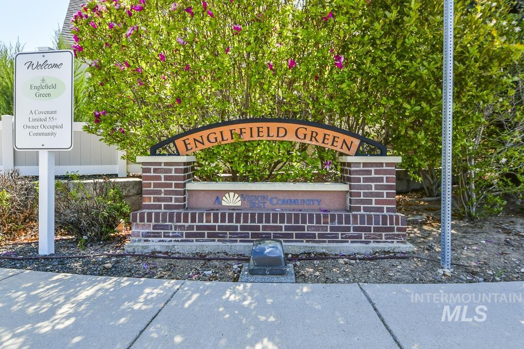 325 S Whisperwood Way, Boise, Idaho 83709, 3 Bedrooms, 2 Bathrooms, Residential For Sale, Price $449,000, 98945288