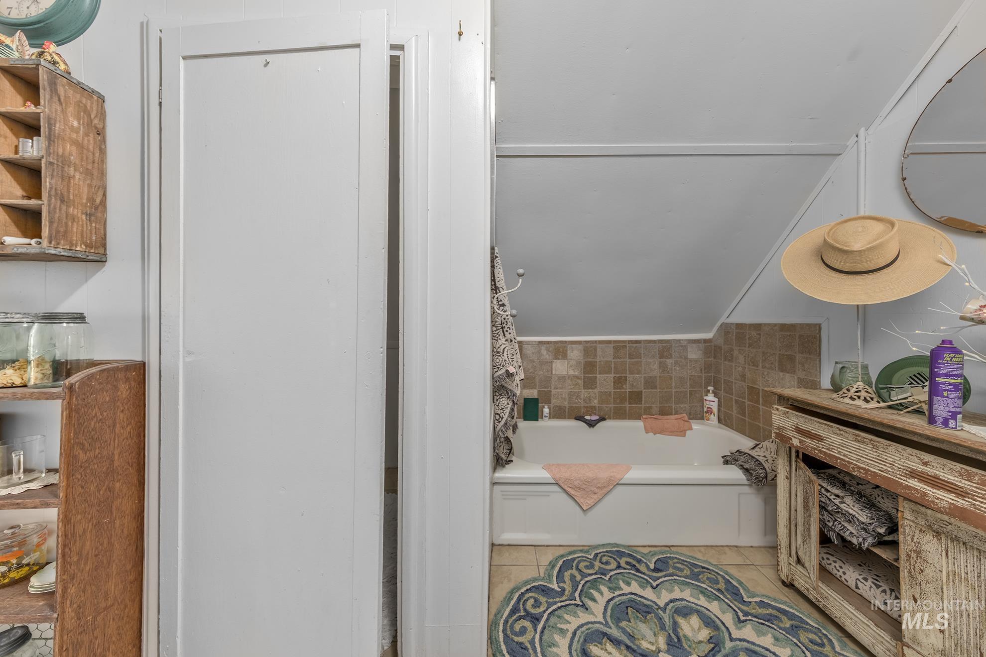 303 Illinois Ave, Council, Idaho 83612, Business/Commercial For Sale, Price $289,000, 98945348