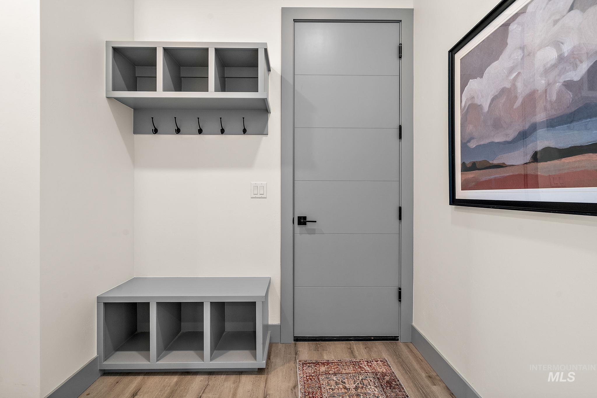 6825 W Ustick, Boise, Idaho 83704, 3 Bedrooms, 2.5 Bathrooms, Residential For Sale, Price $569,000, 98945349