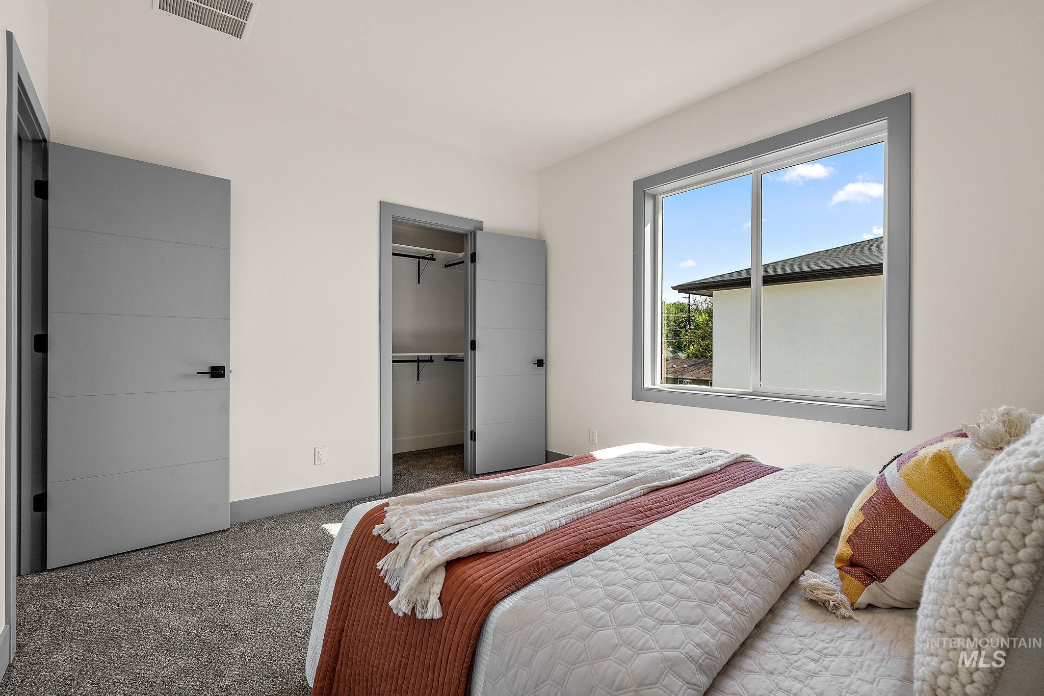 6825 W Ustick, Boise, Idaho 83704, 3 Bedrooms, 2.5 Bathrooms, Residential For Sale, Price $599,900,MLS 98945349