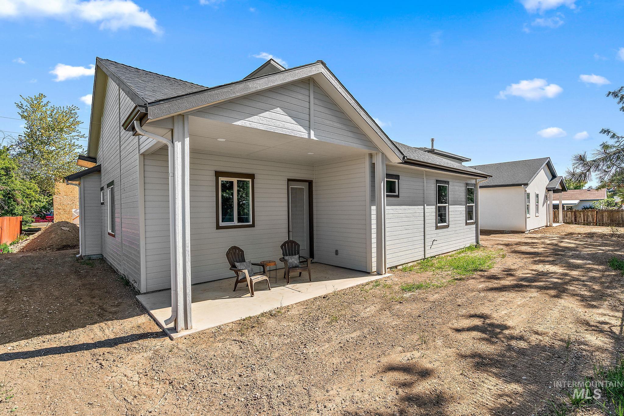 6825 W Ustick, Boise, Idaho 83704, 3 Bedrooms, 2.5 Bathrooms, Residential For Sale, Price $599,900,MLS 98945349