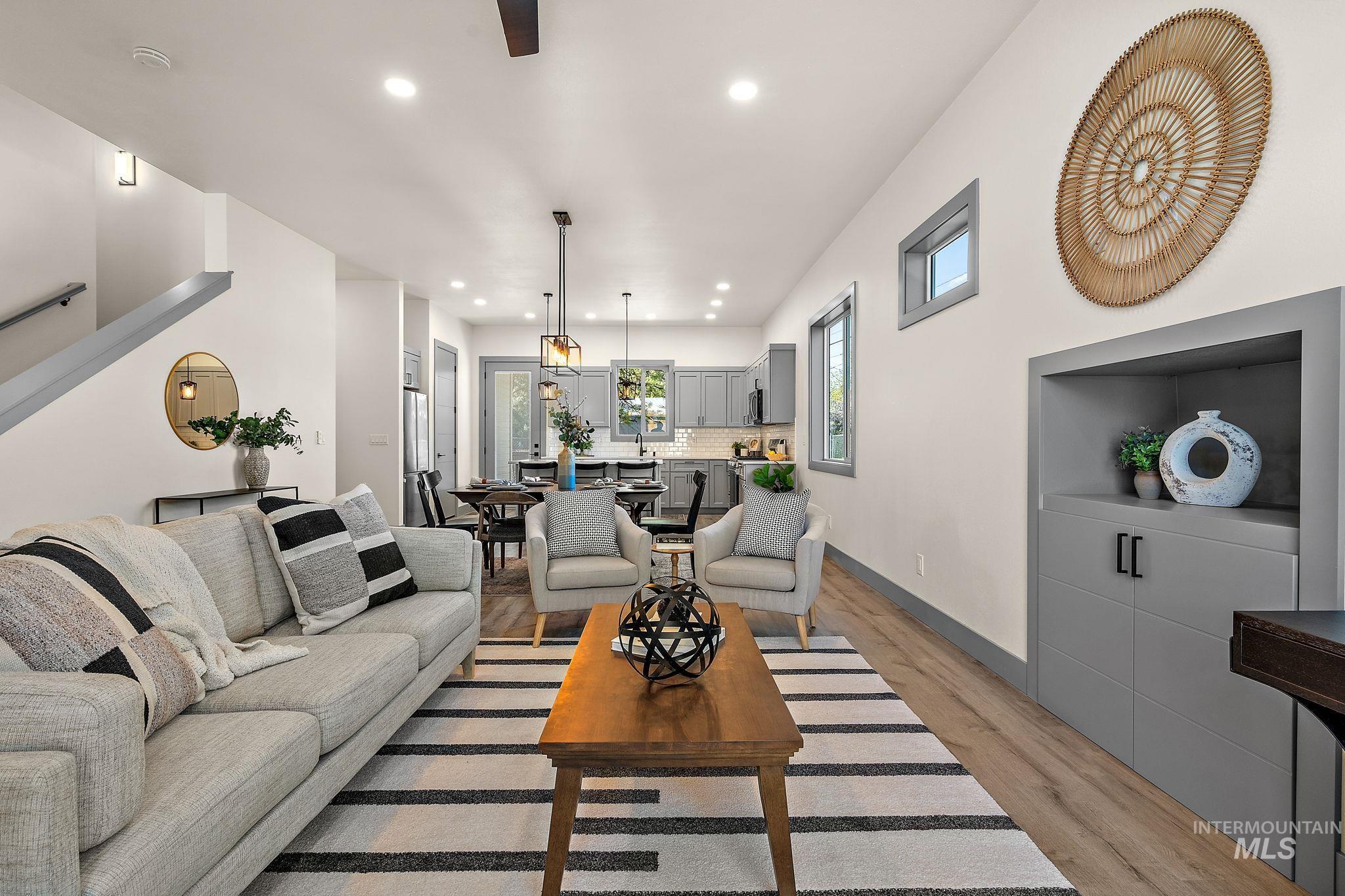 6825 W Ustick, Boise, Idaho 83704, 3 Bedrooms, 2.5 Bathrooms, Residential For Sale, Price $599,900,MLS 98945349