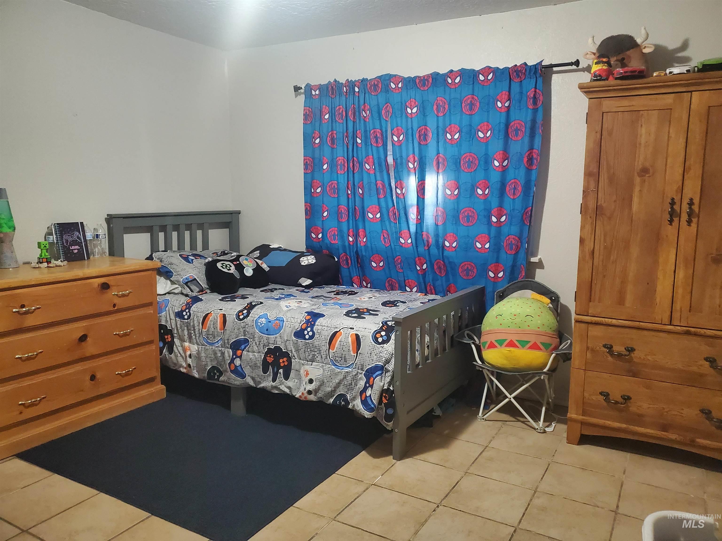 1410 W Flamingo Ave., Nampa, Idaho 83651, 4 Bedrooms, 2 Bathrooms, Residential For Sale, Price $107,990,MLS 98945416