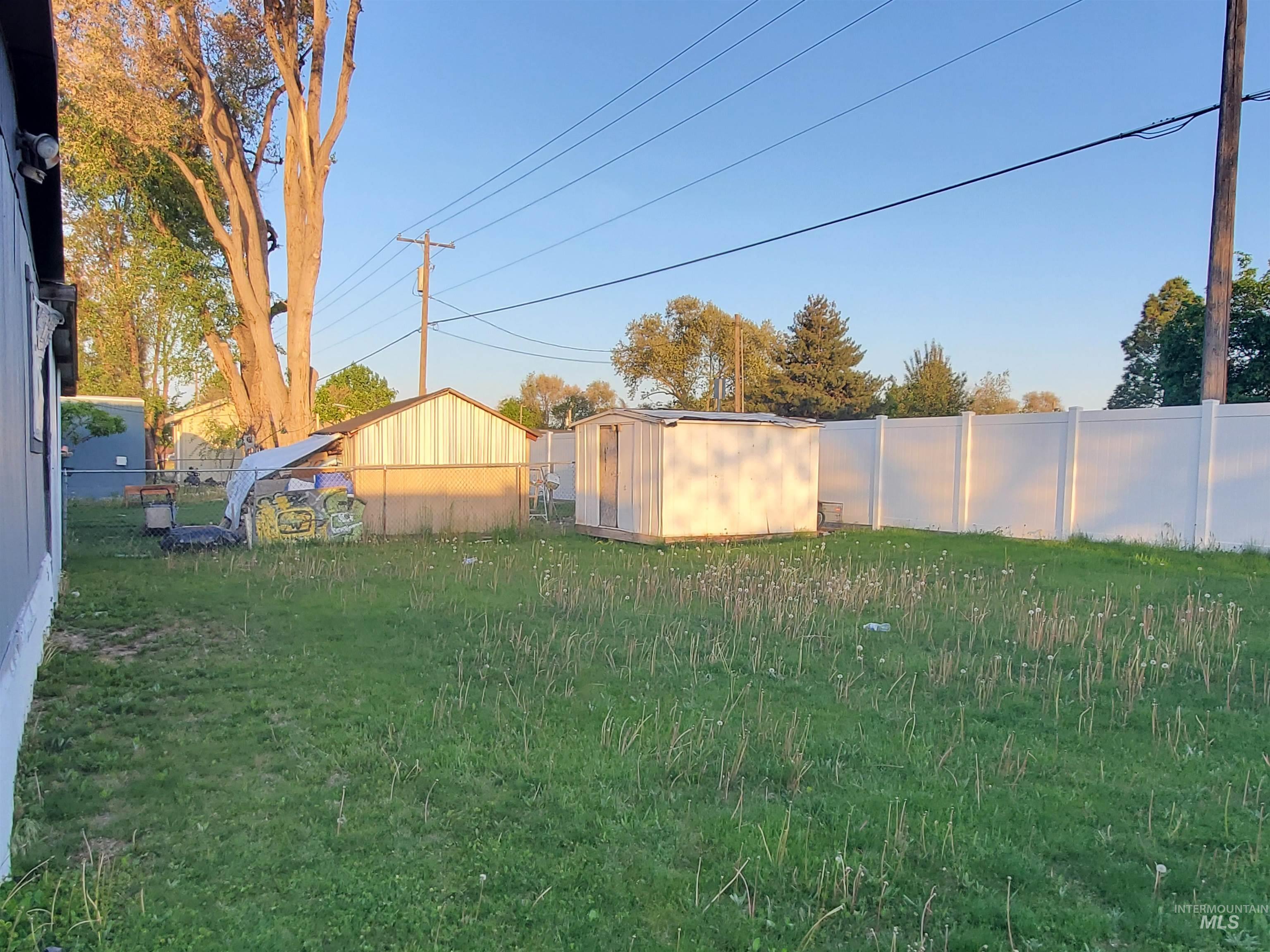 1410 W Flamingo Ave., Nampa, Idaho 83651, 4 Bedrooms, 2 Bathrooms, Residential For Sale, Price $107,990,MLS 98945416