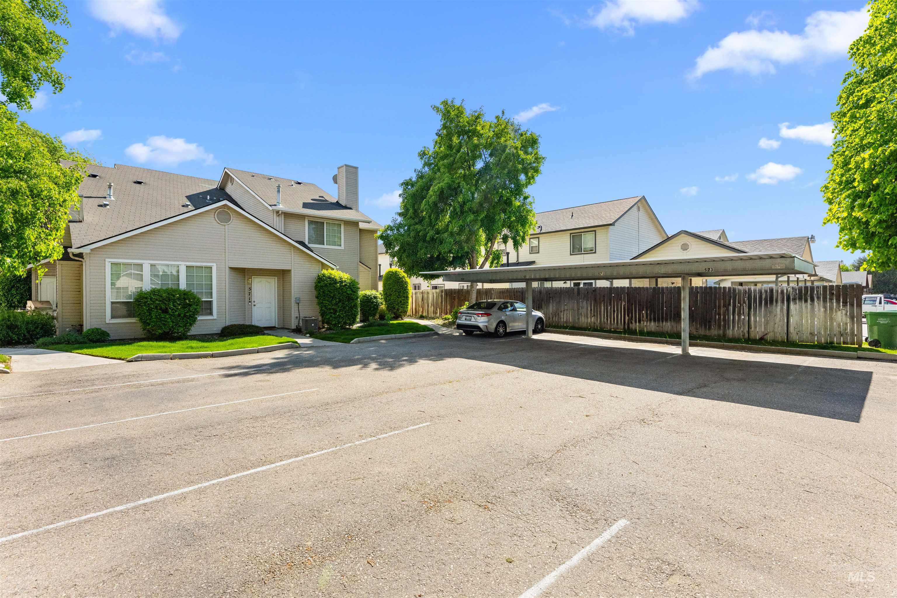 571-579 W Idaho Ave, Meridian, Idaho 83642, 2 Bedrooms, 2 Bathrooms, Residential Income For Sale, Price $990,000, 98945433