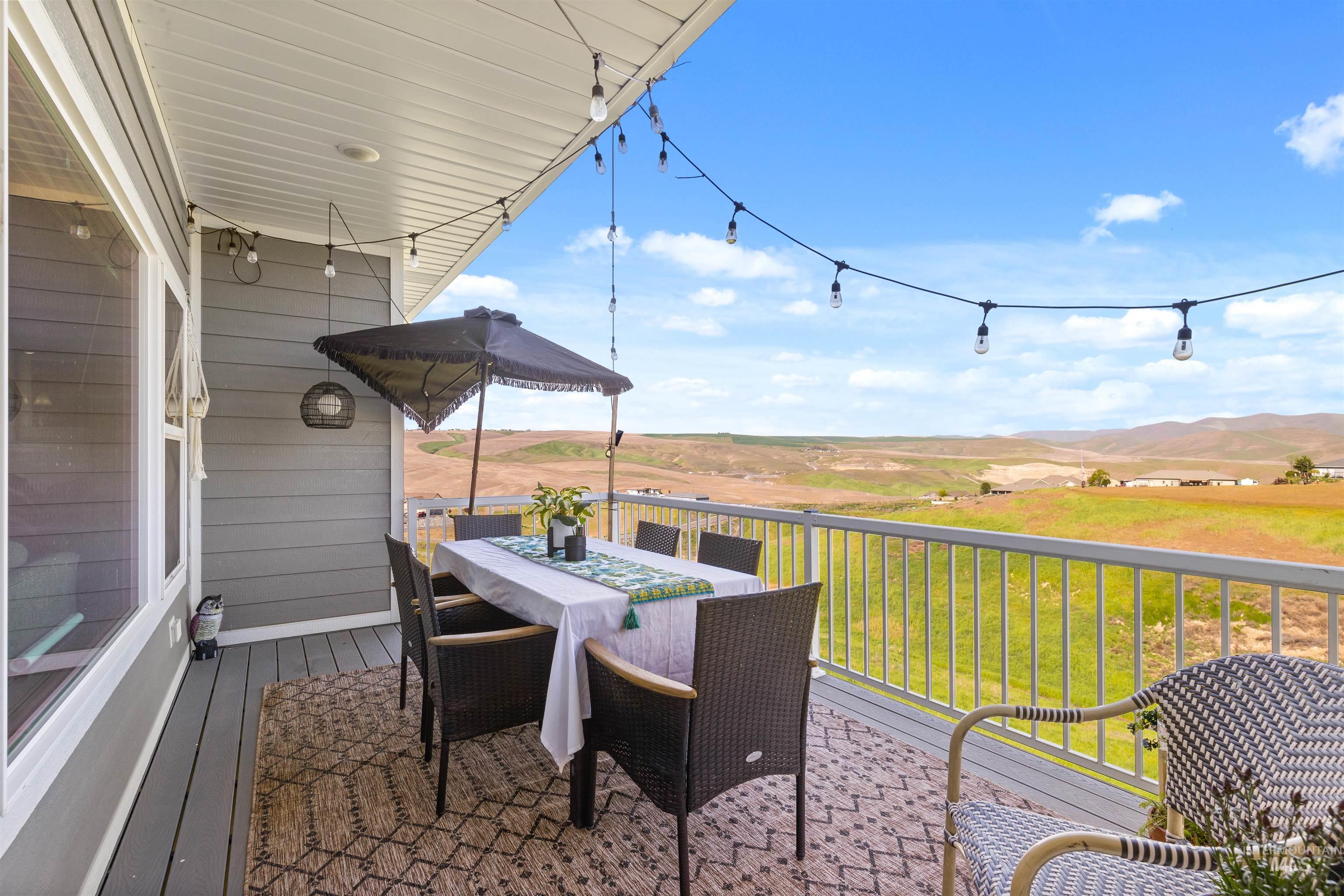 2510 Westridge Court, Clarkston, Washington 99403, 4 Bedrooms, 3 Bathrooms, Residential For Sale, Price $675,000,MLS 98945655