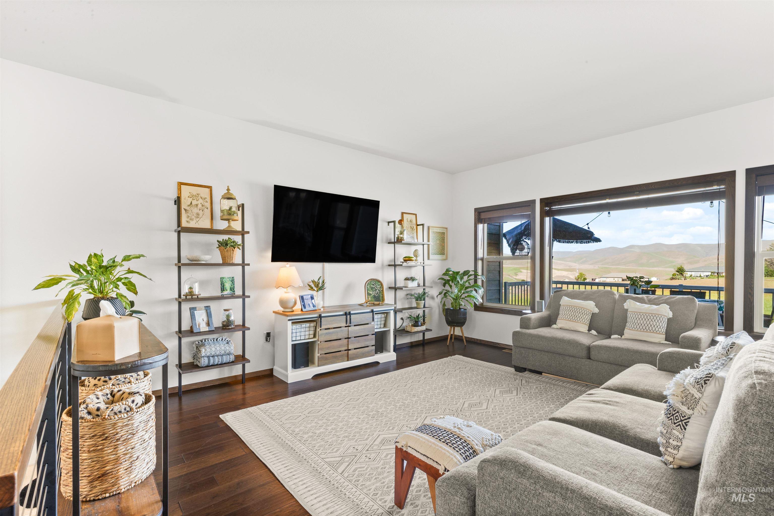 2510 Westridge Court, Clarkston, Washington 99403, 4 Bedrooms, 3 Bathrooms, Residential For Sale, Price $675,000,MLS 98945655