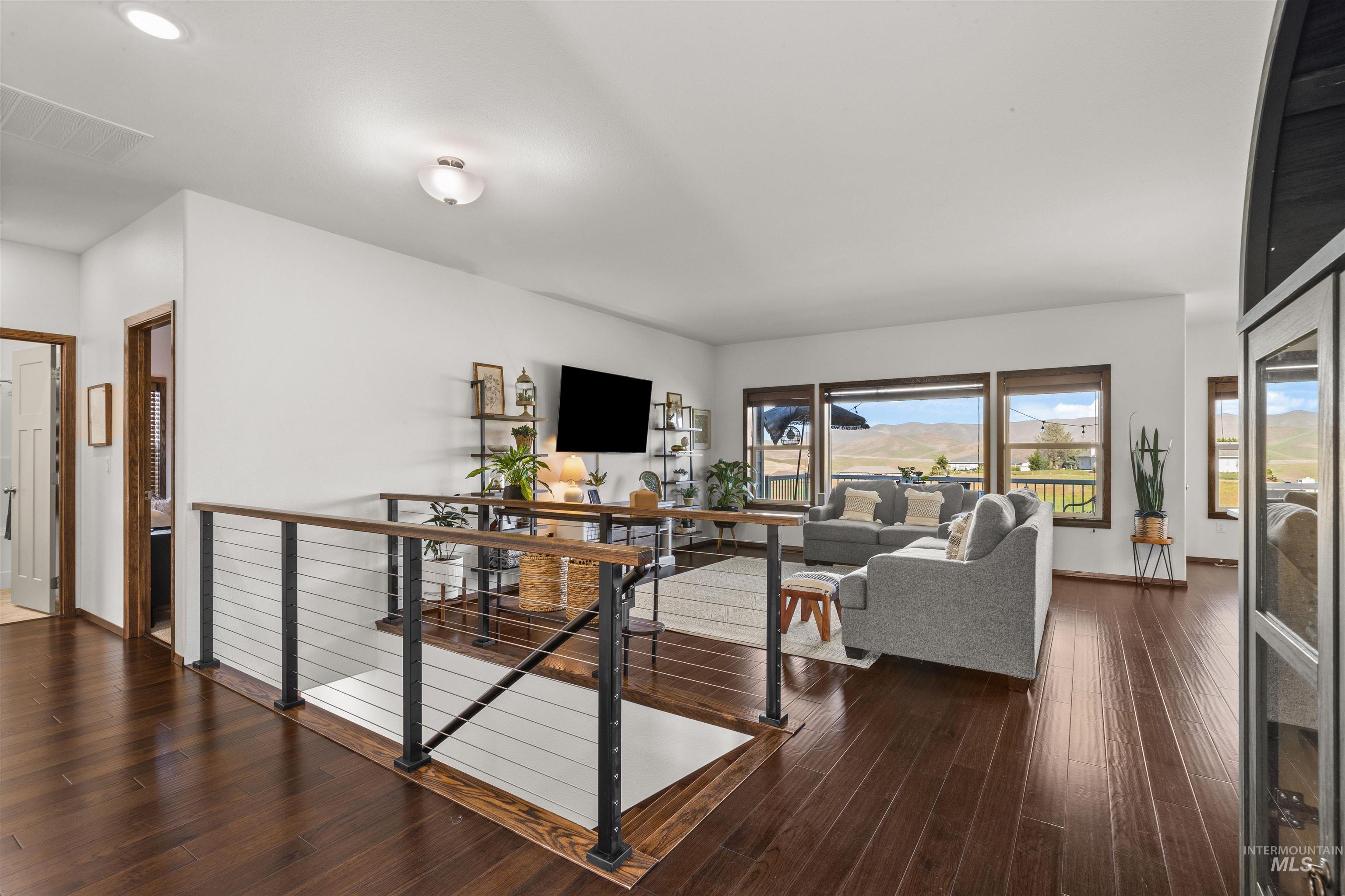 2510 Westridge Court, Clarkston, Washington 99403, 4 Bedrooms, 3 Bathrooms, Residential For Sale, Price $675,000,MLS 98945655