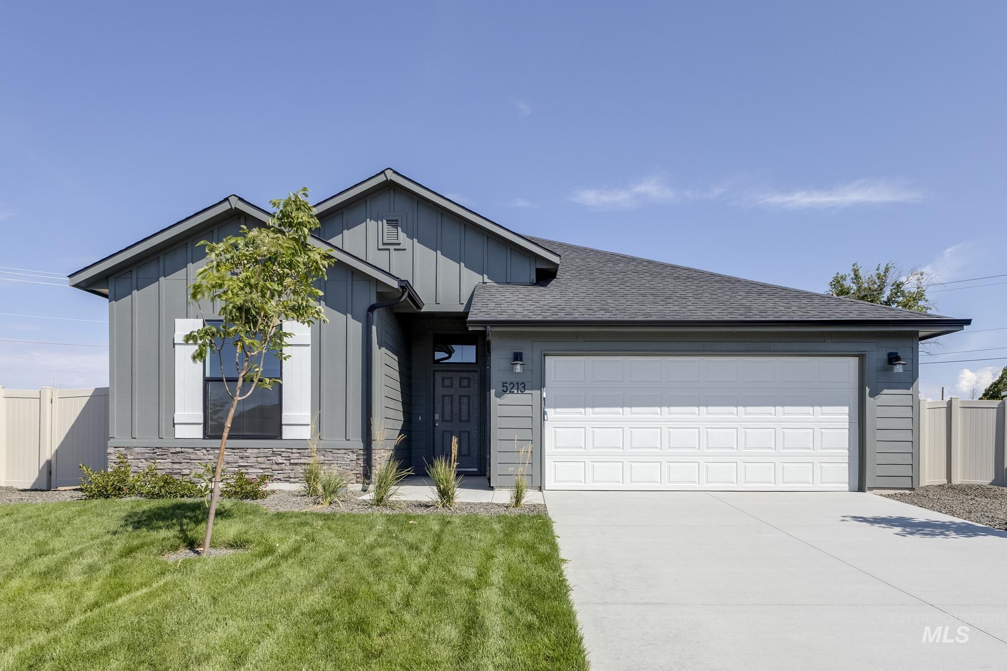 5213 Malachite St, Caldwell, Idaho 83605, 4 Bedrooms, 2 Bathrooms, Residential For Sale, Price $424,990,MLS 98945708