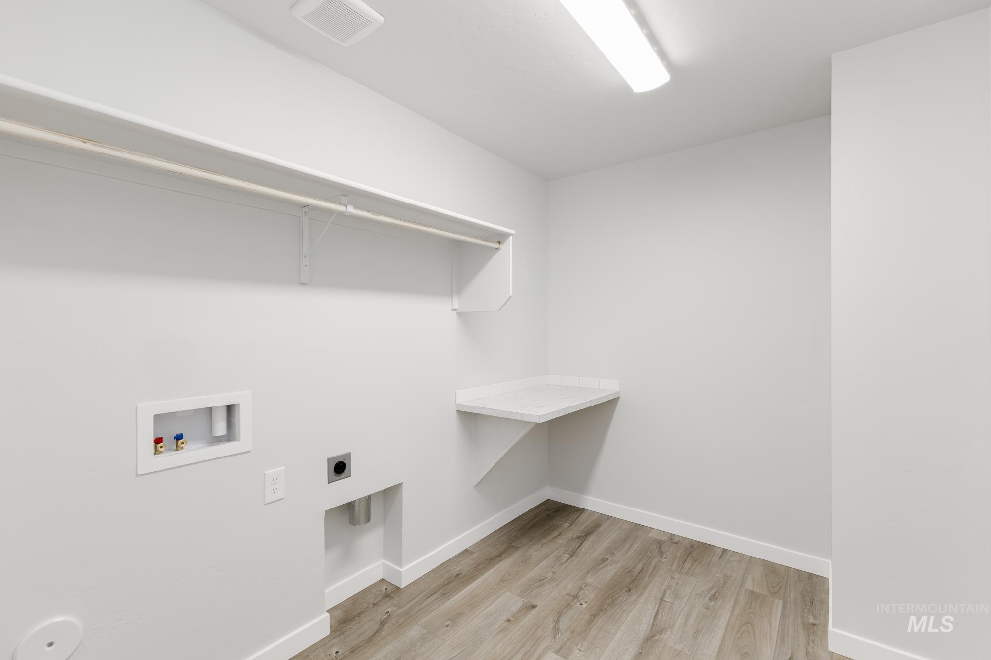 5213 Malachite St, Caldwell, Idaho 83605, 4 Bedrooms, 2 Bathrooms, Residential For Sale, Price $424,990,MLS 98945708