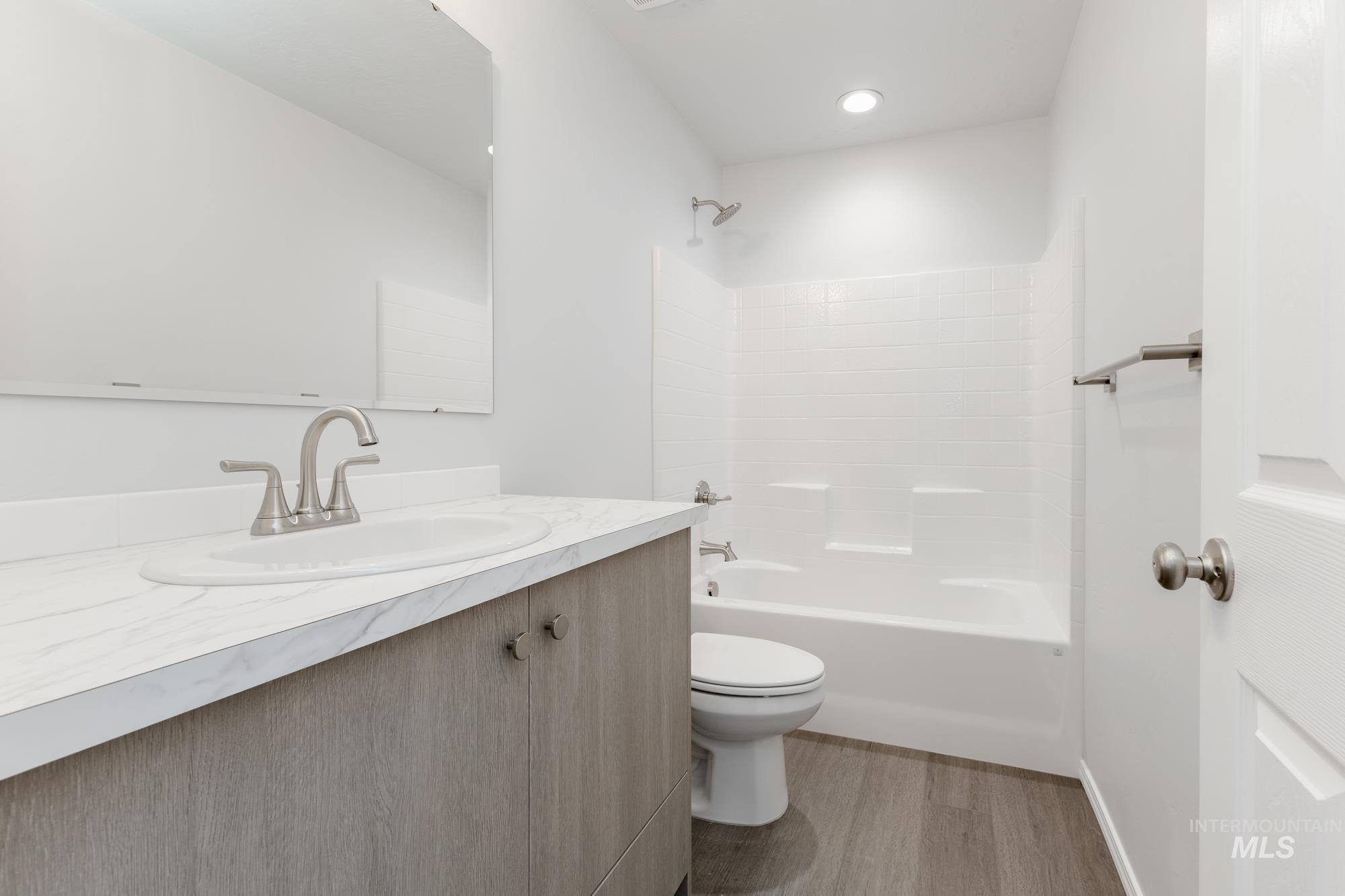 4922 Blue Silver St, Caldwell, Idaho 83605, 4 Bedrooms, 2 Bathrooms, Residential For Sale, Price $414,990,MLS 98945715