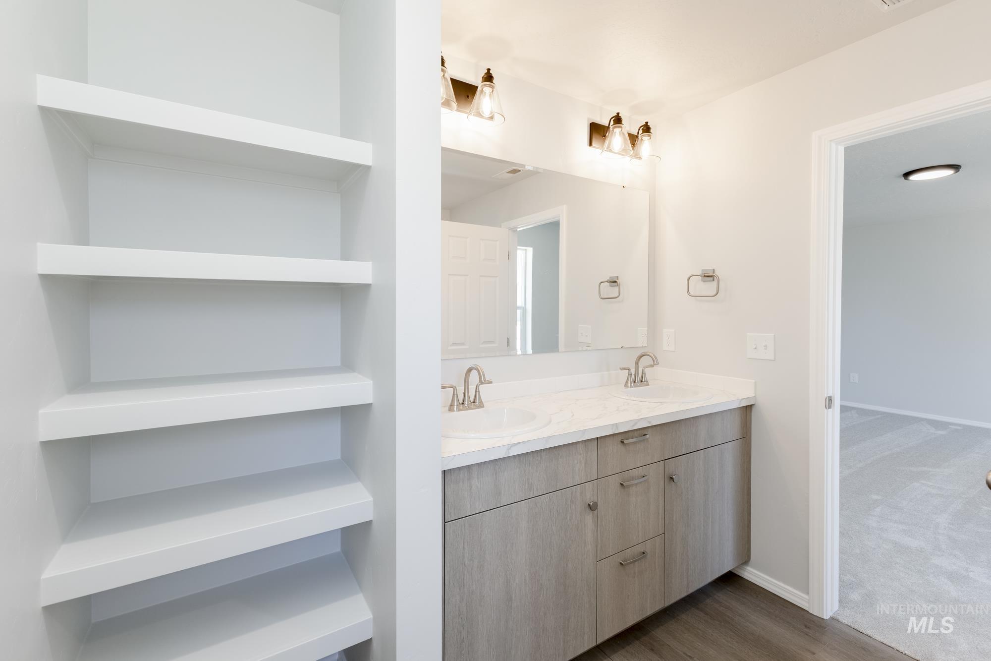 4922 Blue Silver St, Caldwell, Idaho 83605, 4 Bedrooms, 2 Bathrooms, Residential For Sale, Price $414,990,MLS 98945715