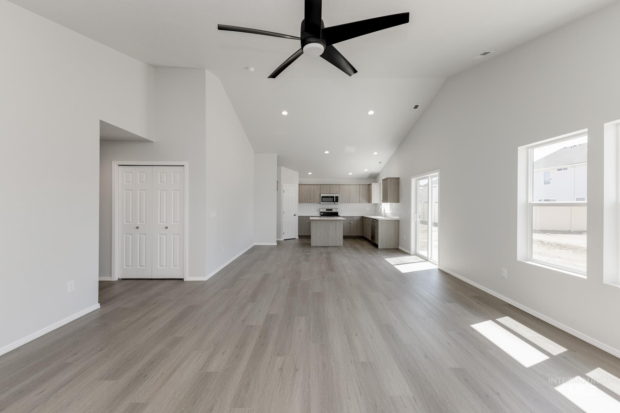 4922 Blue Silver St, Caldwell, Idaho 83605, 4 Bedrooms, 2 Bathrooms, Residential For Sale, Price $414,990,MLS 98945715