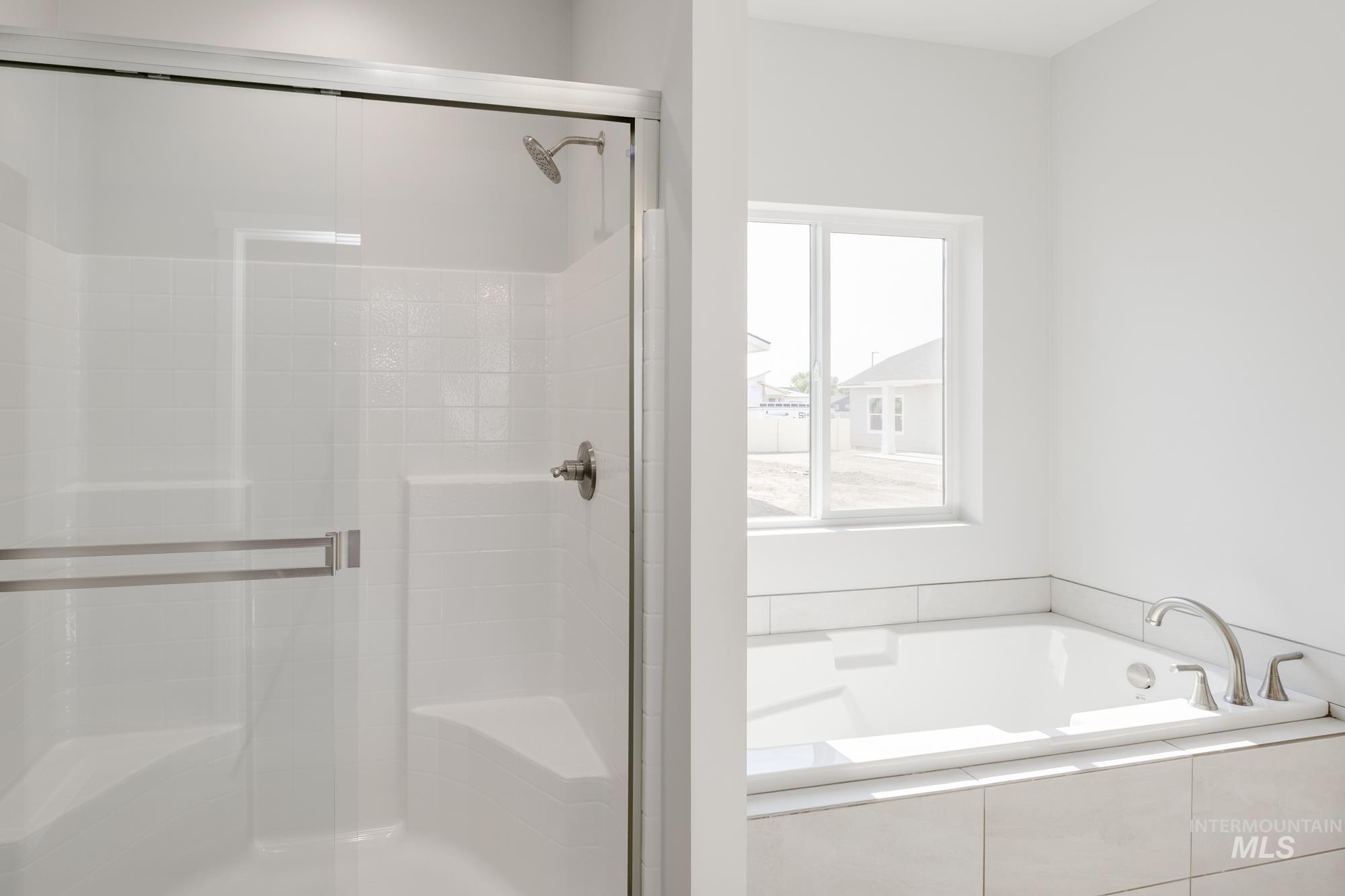 629 W Snowy Owl St, Kuna, Idaho 83634, 4 Bedrooms, 2 Bathrooms, Residential For Sale, Price $549,990, 98945723