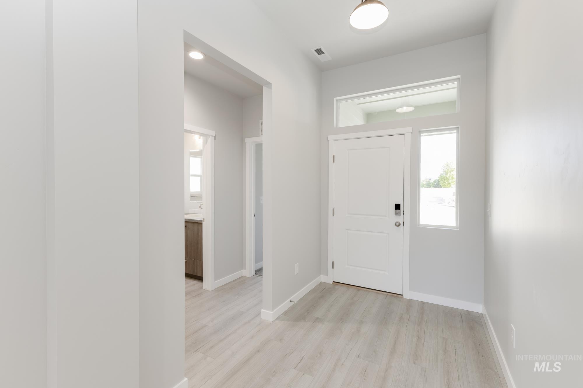 629 W Snowy Owl St, Kuna, Idaho 83634, 4 Bedrooms, 2 Bathrooms, Residential For Sale, Price $549,990, 98945723