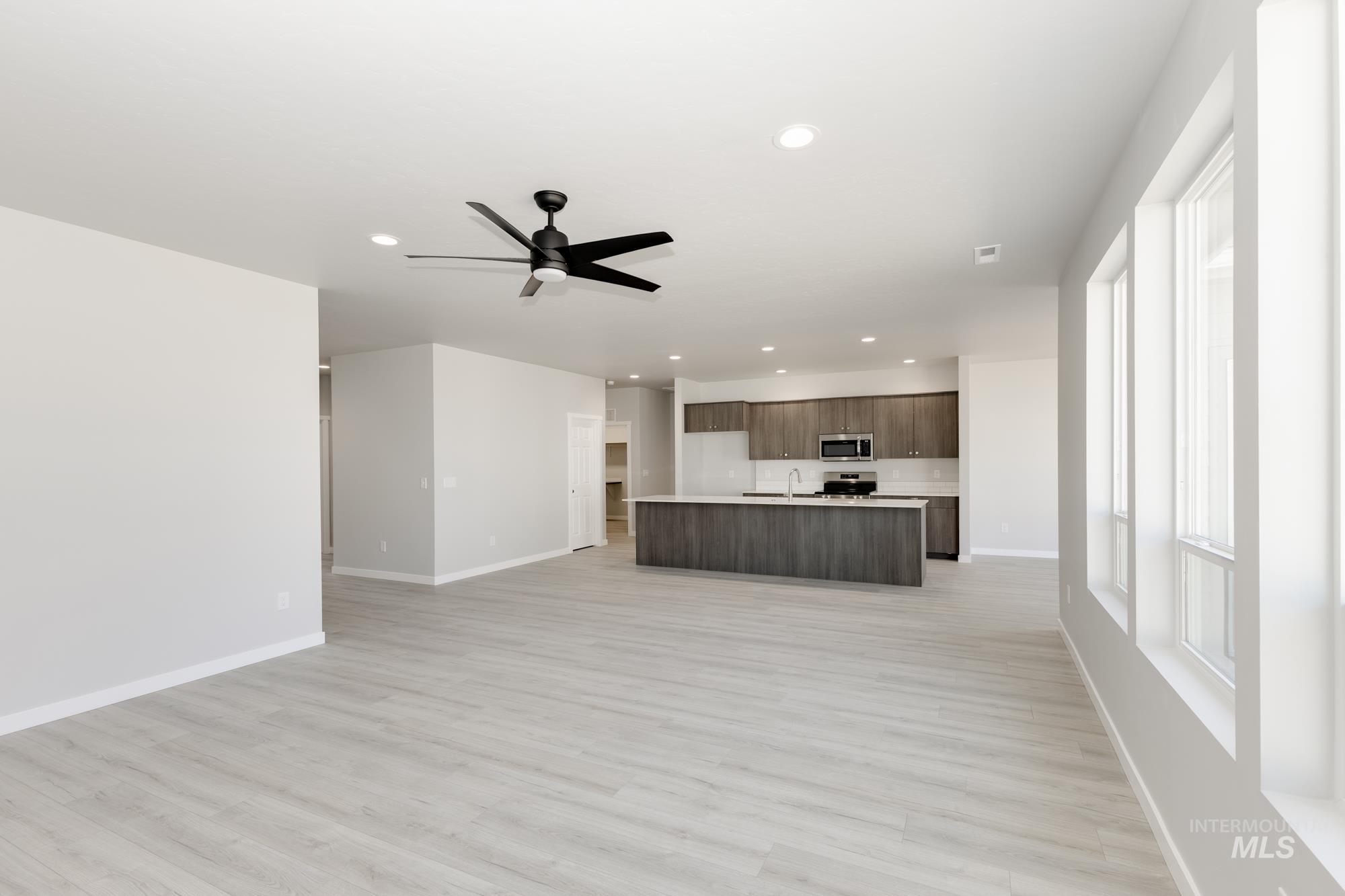 629 W Snowy Owl St, Kuna, Idaho 83634, 4 Bedrooms, 2 Bathrooms, Residential For Sale, Price $549,990, 98945723