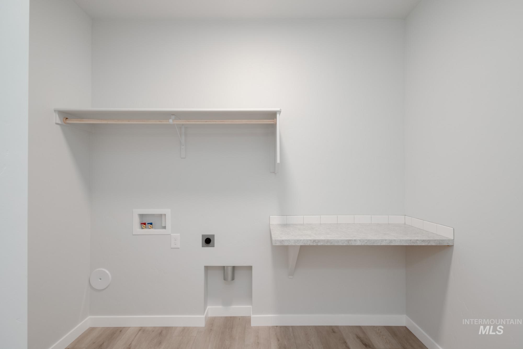 611 W Snowy Owl St, Kuna, Idaho 83634, 4 Bedrooms, 2 Bathrooms, Residential For Sale, Price $484,990,MLS 98945724